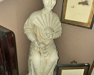 CHINESE MAN GARDEN STATUE