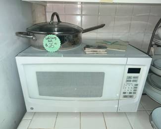 MORE WOLFGANG PUCK & GE MICROWAVE