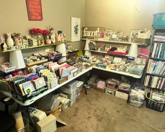 ROOM FULL OF FABRICS, SEWING & CRAFTING!