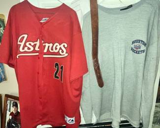 ASTROS JERSEY & ROCKETS SHIRT