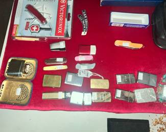 CIGARETTE LIGHTER COLLECTION
