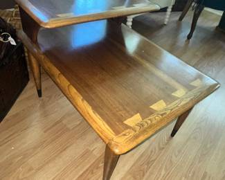 MATCHING LANE "ACCLAIM" TWO-TIER TABLE