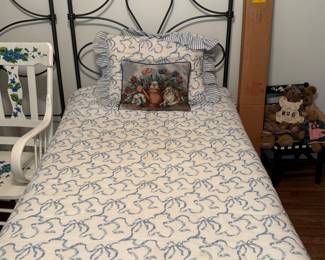 Twin bed