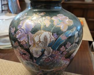 Asian Inspired Chinoiserie Porcelain Floral Vase