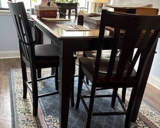 Breakfast Table and Chairs