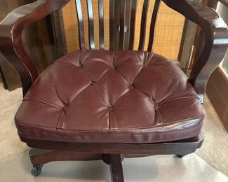 Great American Swivel Chair And Leather Cushiom