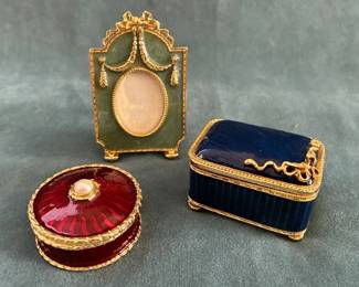 Metropolitan Museum Of Art Reproduction Faberg Boxes And Frame