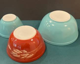 Pyrex Mixing Bowls