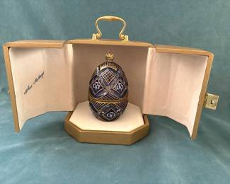 Theo Fabrege Cut Crystal Egg