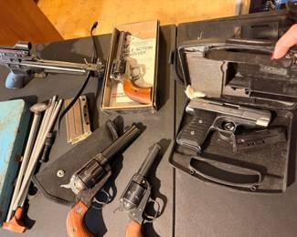 Revolvers/Handgun