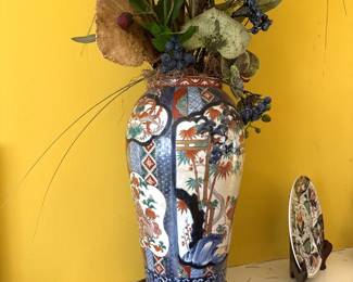 Matching pair of beautiful early Imari vases 