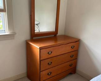 155 solidwood3drawerdresserwithattache