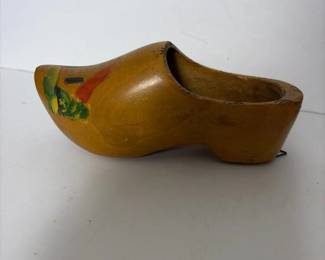 187 vintagedecorativedutchwoodenclogsou