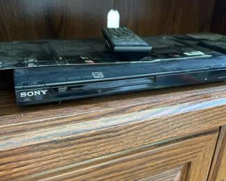 068 sonydvpsr101pdvdplayerwithremote