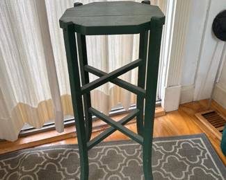 273 octagonalgreenwoodenplantstand