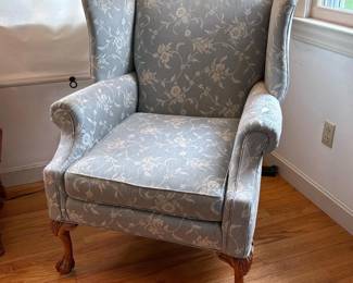 327 laineofhickorybluefloraltraditional