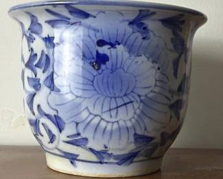 176 mid20thcenturychineseblueandwhite