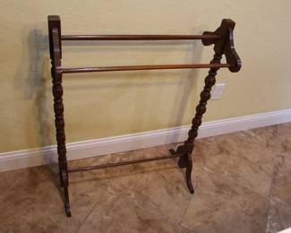 Item 18: Quilt Rack. $40