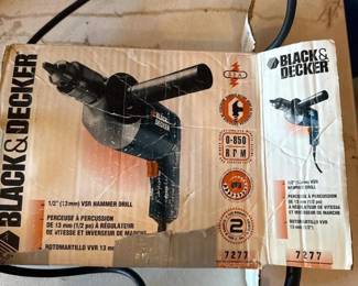 084 blackdeckervsrhammerdrill