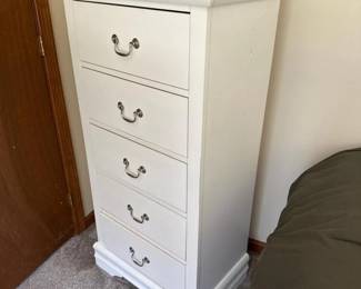 243 white5drawertalldresserwithflipup
