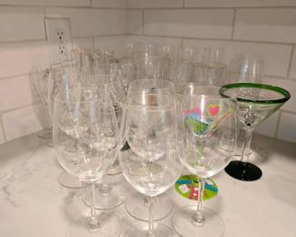101 largemixedlotwinechampagnemartinim