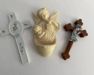 235 setof3christianwalldcor