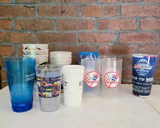 098 lotofstadiumsouvenirsportscupsyank