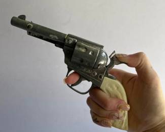 022 vintagetoygunduocastmetalandwood