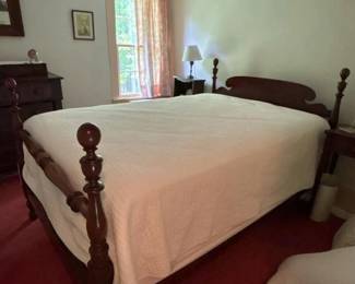 026 antiquefullsizefourposterwoodenbed