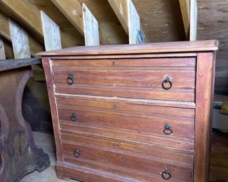 254 antiquesolidwood3drawerchestdresse