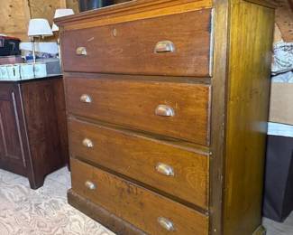 224 vintage4drawersolidhardwooddresser