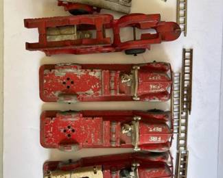 023 vintagemetalfiredepttoytruckswith