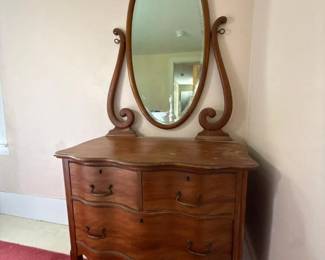 039 frenchprovincialstylemahoganyvanity