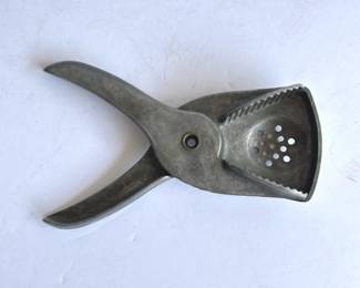 174 vintageirvinwarehandheldcitrussquee