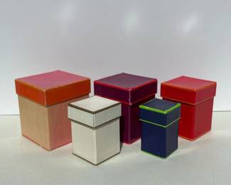 099 setof5smallmulticolorcardboardnest