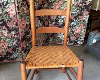 217 ladderbackwoodsidechairwithwovenr