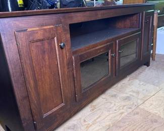 247 darkbrownsolidwoodtvstand71wide