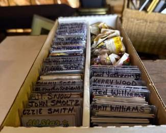 242 baseballcardcollectionstarshalloff