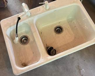 218 doublebasindropinkitchensink
