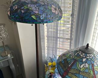 Floor lamp
