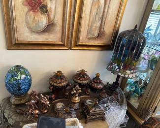 Lamps, pictures