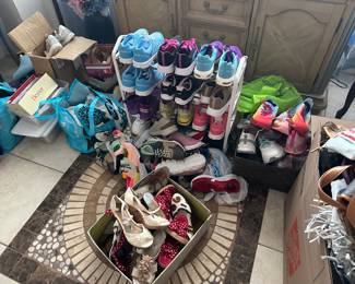 Lady's shoes