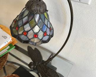 Desk lamp