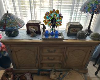 Cabinet/ Tiffany style lamps