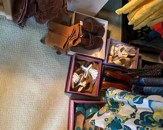 Lady's shoes