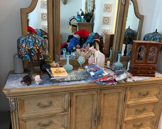 Dresser & mirror