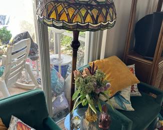 Tiffany style floor lamp