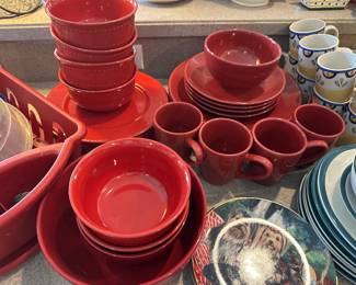 Red set of dishes
