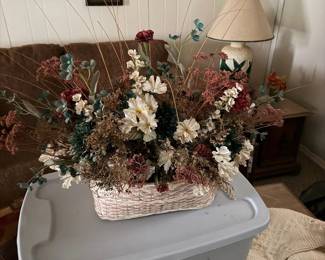 Flower arrangement