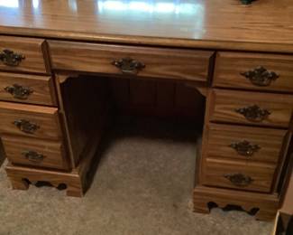 Desk marrero offer